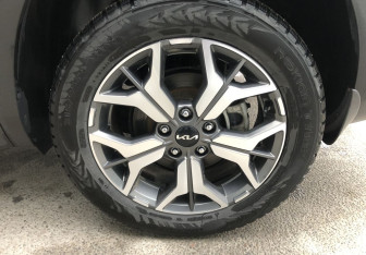 Подержанный автомобиль Kia Seltos 2022 года (17 фото)