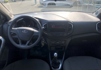 Подержанный автомобиль LADA (ВАЗ) XRAY 2019 года (10 фото)