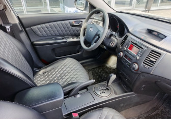 Подержанный автомобиль Kia Magentis 2010 года (13 фото)