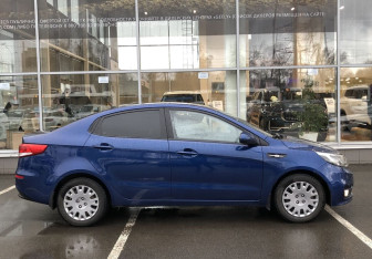 Подержанный автомобиль Kia Rio Sedan 2015 года (4 фото)