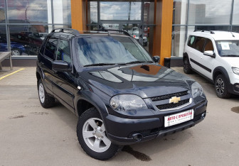 Подержанный автомобиль Chevrolet Niva 2018 года (3 фото)