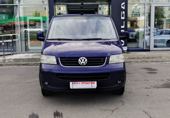 Подержанный автомобиль Volkswagen Caravelle 2007 года (2 фото)