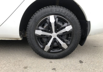 Подержанный автомобиль LADA (ВАЗ) Vesta Sedan 2016 года (15 фото)