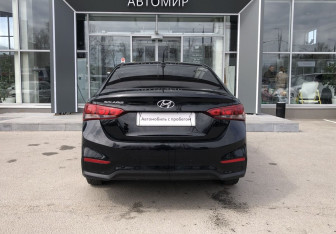 Подержанный автомобиль Hyundai Solaris Sedan 2017 года (6 фото)