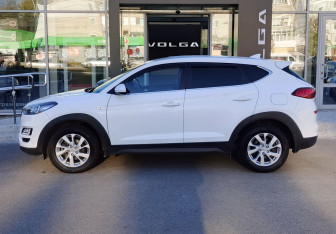 Подержанный автомобиль Hyundai Tucson 2019 года (8 фото)