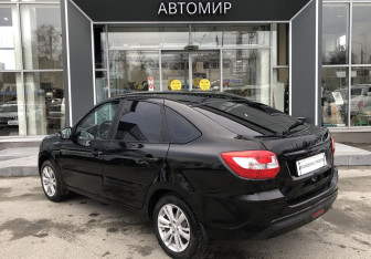 Подержанный автомобиль LADA (ВАЗ) Granta Hatchback 2019 года (7 фото)