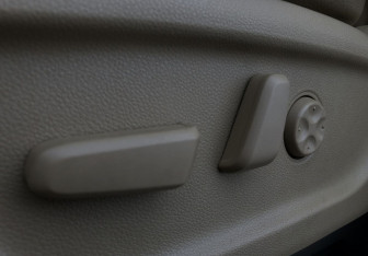 Подержанный автомобиль Kia Carnival 2019 года (15 фото)