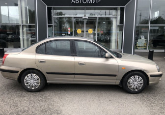 Подержанный автомобиль Hyundai Elantra Sedan 2008 года (4 фото)
