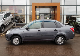 Подержанный автомобиль LADA (ВАЗ) Granta Sedan 2016 года (8 фото)