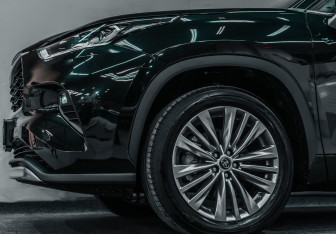 Новый Toyota Highlander 2025 (2 фото)