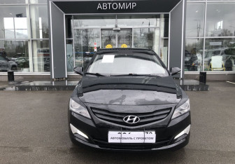 Подержанный автомобиль Hyundai Solaris Sedan 2014 года (2 фото)