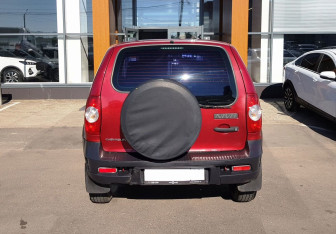 Подержанный автомобиль Chevrolet Niva 2017 года (6 фото)