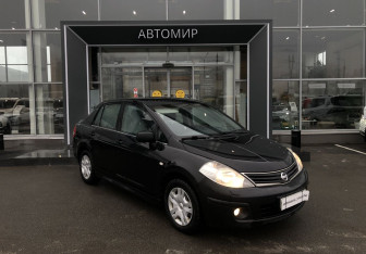 Подержанный автомобиль Nissan Tiida Sedan 2011 года (3 фото)