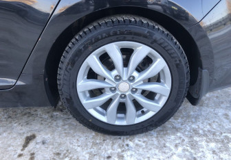 Подержанный автомобиль Kia Optima Sedan 2014 года (15 фото)