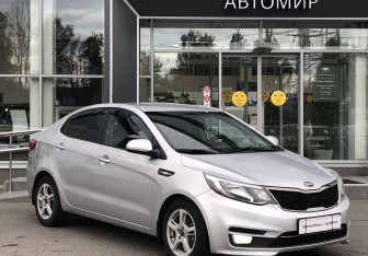 Подержанный автомобиль Kia Rio Sedan 2015 года (3 фото)