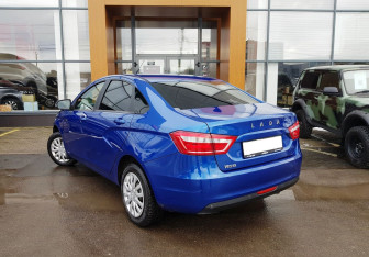 Подержанный автомобиль LADA (ВАЗ) Vesta Sedan 2021 года (7 фото)