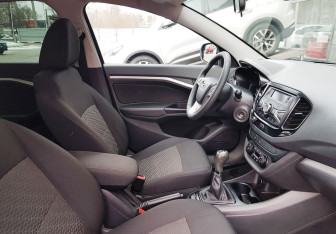 Подержанный автомобиль LADA (ВАЗ) Vesta Sedan 2021 года (9 фото)