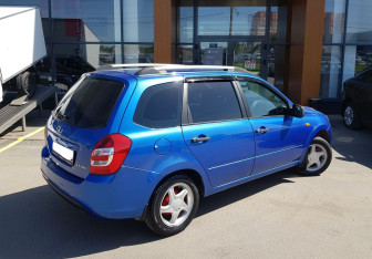 Подержанный автомобиль LADA (ВАЗ) Kalina Wagon 2017 года (5 фото)