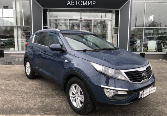 Подержанный автомобиль Kia Sportage 2012 года (3 фото)