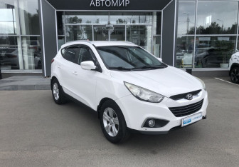 Подержанный автомобиль Hyundai ix35 2012 года (3 фото)