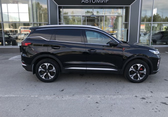 Подержанный автомобиль Chery Tiggo 7 Pro Max 2023 года (4 фото)