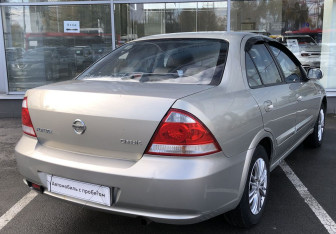 Подержанный автомобиль Nissan Almera Classic 2006 года (5 фото)