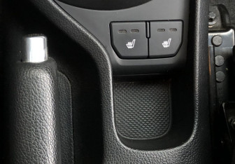 Подержанный автомобиль Kia Rio Sedan 2015 года (16 фото)