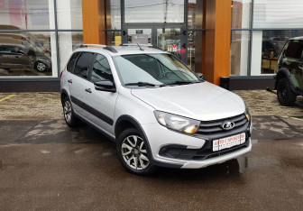 Подержанный автомобиль LADA (ВАЗ) Granta Wagon 2022 года (3 фото)