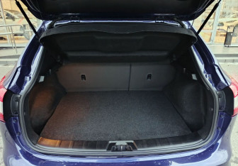 Подержанный автомобиль Nissan Qashqai 2018 года (12 фото)