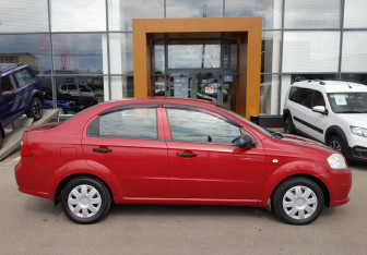 Подержанный автомобиль Chevrolet Aveo Sedan 2009 года (4 фото)