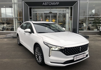 Подержанный автомобиль FAW Bestune B70 2023 года (3 фото)