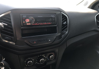 Подержанный автомобиль LADA (ВАЗ) XRAY 2019 года (14 фото)