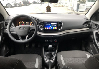 Подержанный автомобиль LADA (ВАЗ) Vesta Sedan 2024 года (10 фото)