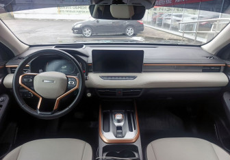 Подержанный автомобиль Haval Jolion 2023 года (15 фото)