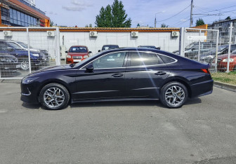 Подержанный автомобиль Hyundai Sonata 2020 года (8 фото)