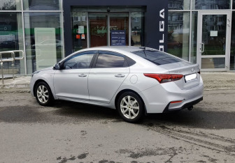 Подержанный автомобиль Hyundai Solaris Sedan 2019 года (7 фото)