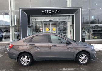 Подержанный автомобиль LADA (ВАЗ) Vesta Sedan 2021 года (4 фото)