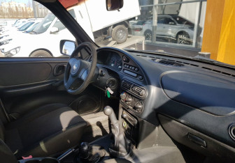 Подержанный автомобиль Chevrolet Niva 2015 года (9 фото)