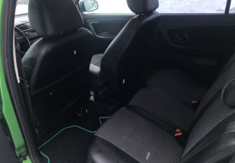 Подержанный автомобиль Skoda Fabia Hatchback 2011 года (11 фото)