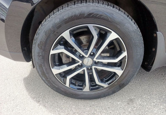 Подержанный автомобиль Hyundai ix35 2014 года (10 фото)