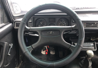 Подержанный автомобиль LADA (ВАЗ) 2105 1999 года (12 фото)