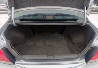 Подержанный автомобиль Mitsubishi Lancer Sedan 2007 года (12 фото)