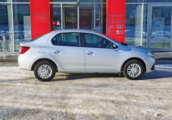 Подержанный автомобиль Renault Logan Sedan 2016 года (4 фото)