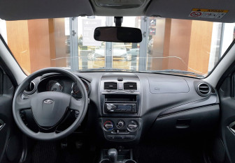 Подержанный автомобиль LADA (ВАЗ) Granta Wagon 2022 года (11 фото)