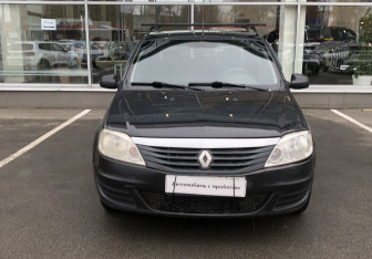 Подержанный автомобиль Renault Logan Sedan 2013 года (2 фото)