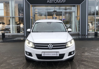 Подержанный автомобиль Volkswagen Tiguan 2013 года (2 фото)