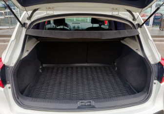 Подержанный автомобиль Nissan Qashqai 2012 года (12 фото)