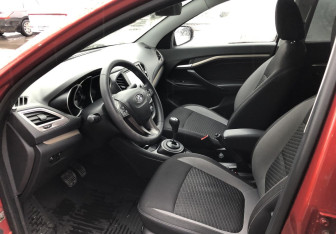 Подержанный автомобиль LADA (ВАЗ) Vesta Sedan 2016 года (9 фото)