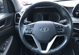 Подержанный автомобиль Hyundai Tucson 2018 года (12 фото)