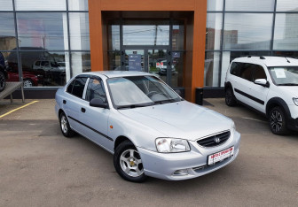 Подержанный автомобиль Hyundai Accent Sedan 2008 года (3 фото)